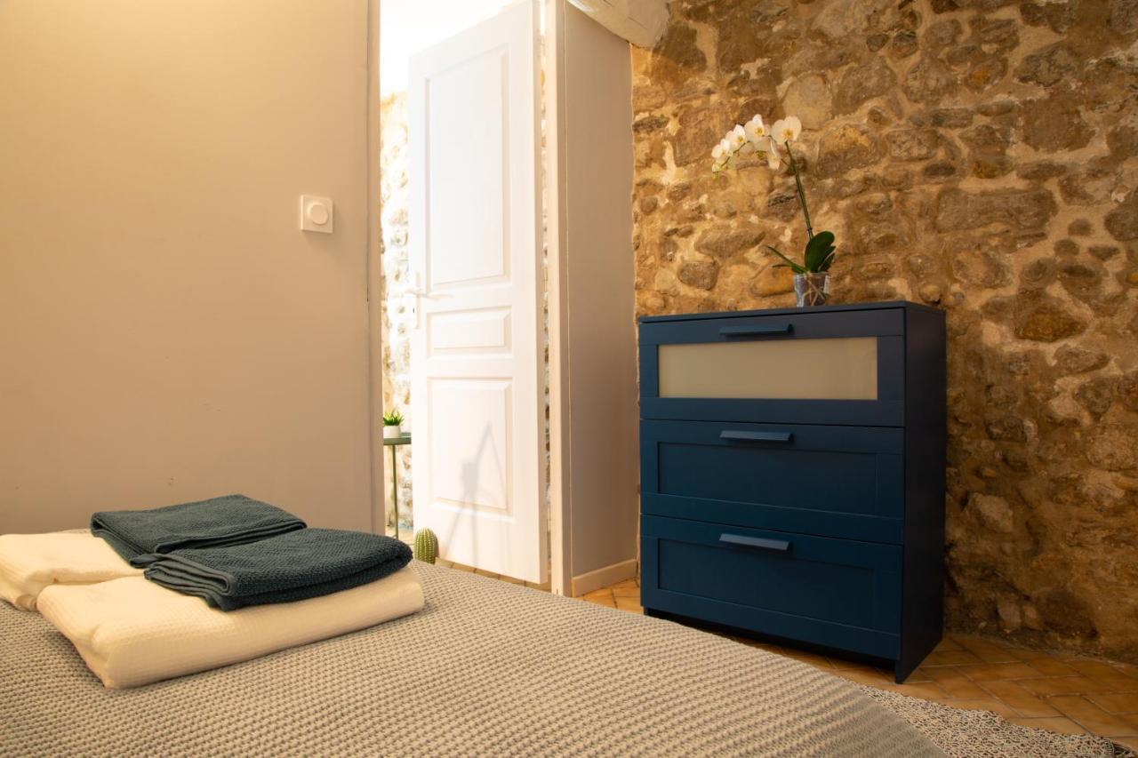 Petit Studio Secret - Coeur De Provence - 4 Personnes Volx エクステリア 写真